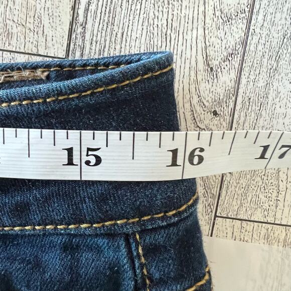 CAbi Ankle Jeans women’s Sz 8 Dark Wash Denim
Blue Casual Stretch Athleisure - Picture 7 of 10